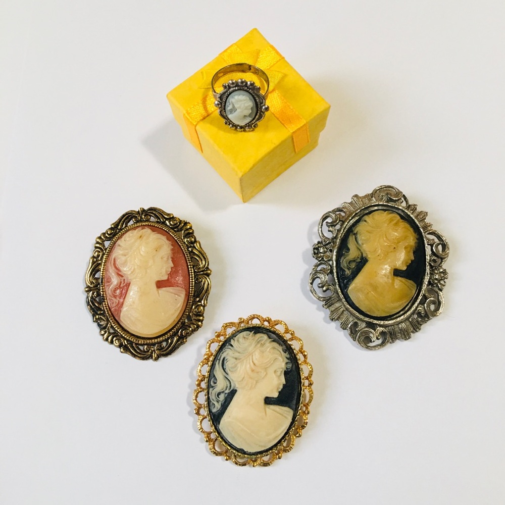 ❌🛑SOLD🛑❌Vintage Cameos Lot Bundle of Four🛍